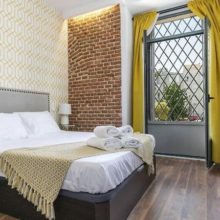 Apartamentos Plaza De Pedro Zerolo I Мадрид Екстериор снимка